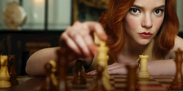 ‘THE QUEEN’S GAMBIT’ MÜZİKAL OLUYOR ‘THE QUEEN’S GAMBIT’ MÜZİKAL OLUYOR