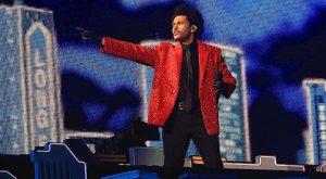 THE WEEKND SUPERBOWL PERFORMANSI İLE TOPLUMSAL MEDYANIN GÜNDEMİNDE