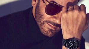 TOM FORD OKYANUS ATIKLARINDAN SAAT TASARLADI