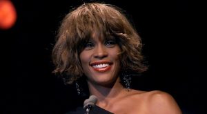 WHITNEY HOUSTON’UN HAYATI SİNEMA OLUYOR