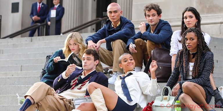 YENİ GOSSIP GIRL’ DEN BİRİNCİ FOTOĞRAF GELDİ YENİ GOSSIP GIRL’ DEN BİRİNCİ FOTOĞRAF GELDİ