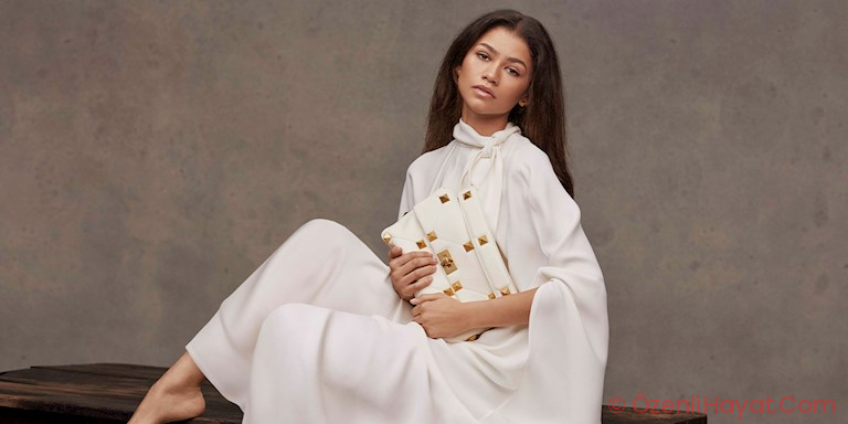 ZENDAYA, VALENTINO’NUN YENİ YÜZÜ OLDU! ZENDAYA, VALENTINO’NUN YENİ YÜZÜ OLDU!