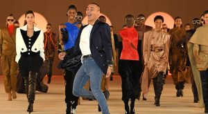 BALMAIN PARİS’TE BİR MÜZİK ŞENLİĞİ PLANLIYOR