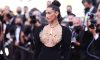 BELLA HADID NEFESİMİZİ KESTİ! BELLA HADID NEFESİMİZİ KESTİ!