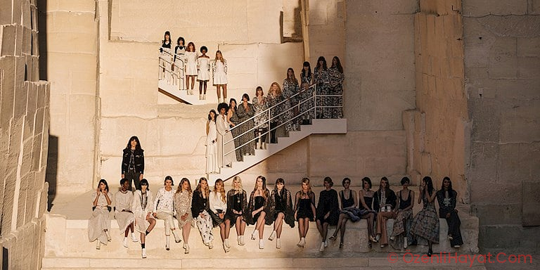CHANEL CRUISE 2022 DEFİLESİ YİNE GERÇEKLEŞECEK CHANEL CRUISE 2022 DEFİLESİ YİNE GERÇEKLEŞECEK