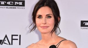 COURTENEY COX’UN SAĞLIKLI CİPS TANIMI