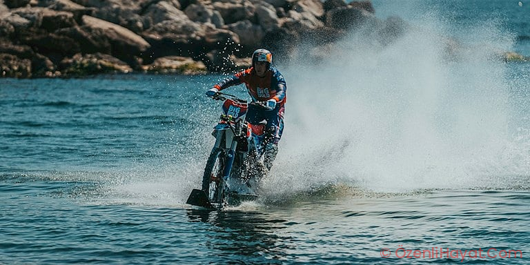 DÜNYACA ÜNLÜ MOTOSİKLET PERFORMANS SANATKARI ROBBİE MADDİSON İSTANBUL’DA