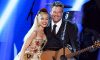 GWEN STEFANI’DEN SAMİMİ GELİN PARTİSİ GWEN STEFANI’DEN SAMİMİ GELİN PARTİSİ