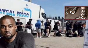 Kanye West eserleri için 2,5 metrelik kuyruk! Çorapları yok sattı Kanye West eserleri için 2,5 metrelik kuyruk! Çorapları yok sattı