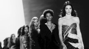 KENNALL JENNER MODEL SEÇMELERİNDE BAZEN SOYADINI SÖYLEMİYORMUŞ!