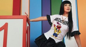 MOSCHINO SUSAM SOKAĞI’NDA
