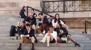 YENİ GOSSIP GIRL DİZİSİNİN YAYIN TARİHİ MUHAKKAK OLDU YENİ GOSSIP GIRL DİZİSİNİN YAYIN TARİHİ MUHAKKAK OLDU